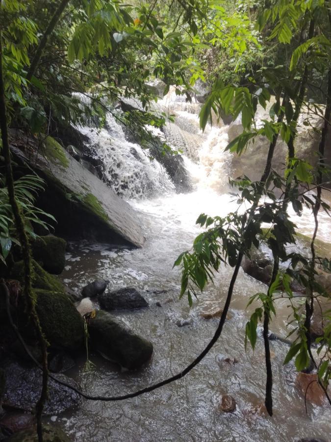 Finca Jardín del Agua Sasaima Exterior foto