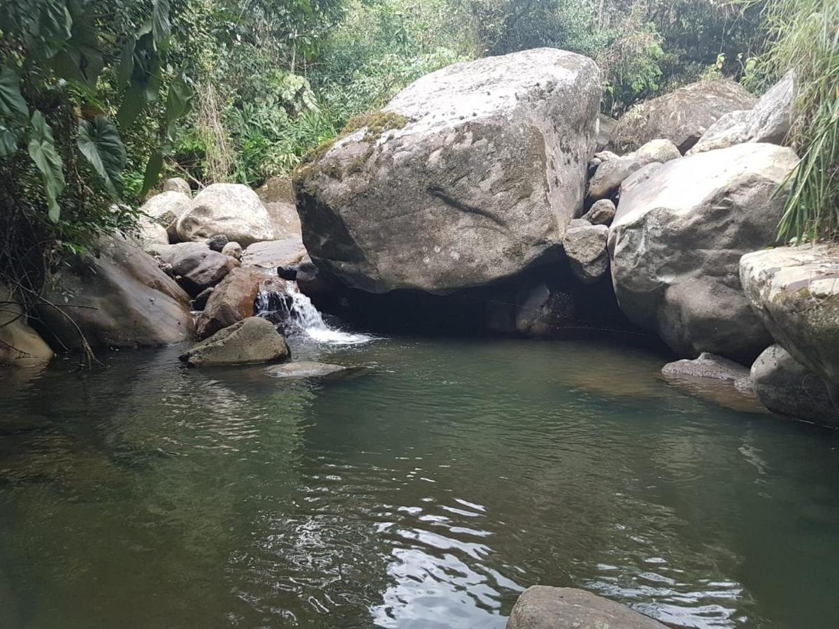 Finca Jardín del Agua Sasaima Exterior foto